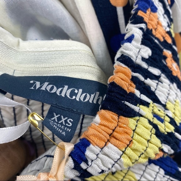 ModCloth Floral Hatler Jumpsuit Size XXS NWT - Picture 11 of 11